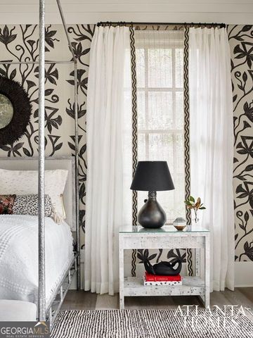 10748 Serenbe Lane, Chattahoochee Hills, GA 30268