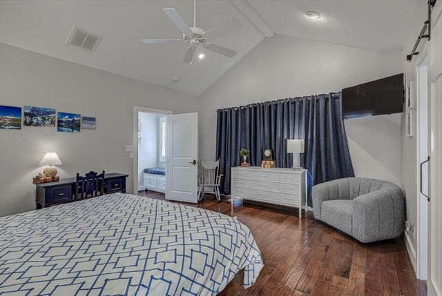 1007 Redfish Street, Bayou Vista, TX 77563