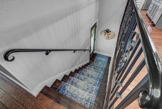 1007 Redfish Street, Bayou Vista, TX 77563