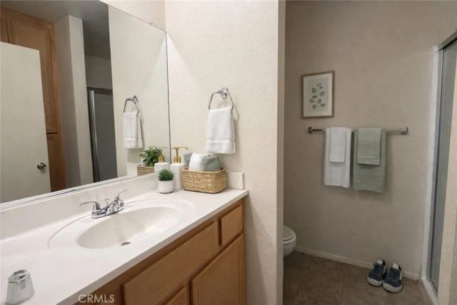 38710 10th St E 15, Palmdale, CA 93550