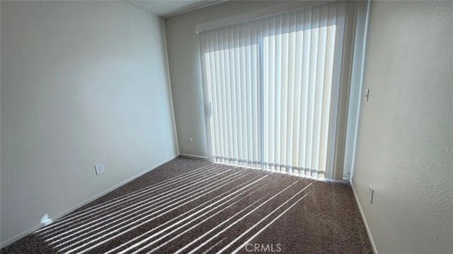 38710 10th St E 15, Palmdale, CA 93550