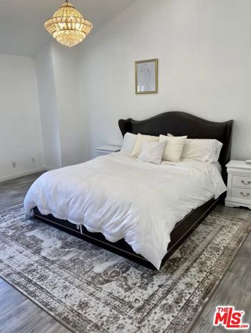 944 Palm Avenue 2, West Hollywood, CA 90069