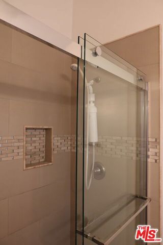 944 Palm Avenue 2, West Hollywood, CA 90069