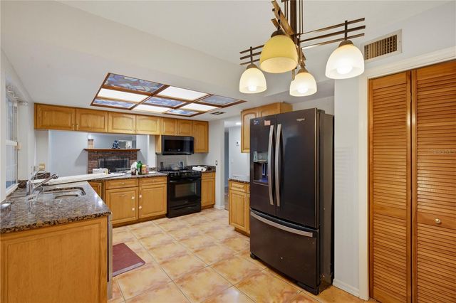 25520 OAKS BOULEVARD, Land O Lakes, FL 34639