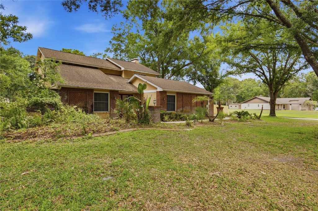 25520 OAKS BOULEVARD, Land O Lakes, FL 34639