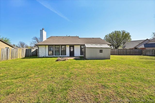 8844 S 74th Avenue E, Tulsa, OK 74133