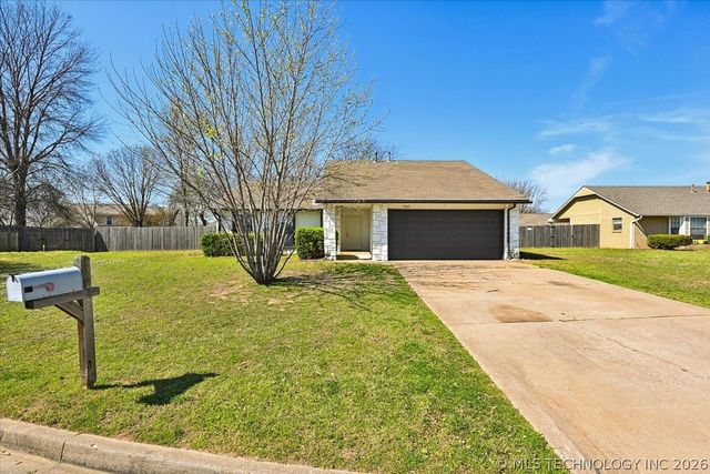 8844 S 74th Avenue E, Tulsa, OK 74133