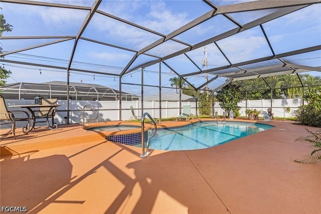 1155 SW 43rd ST, Cape Coral, FL 33914