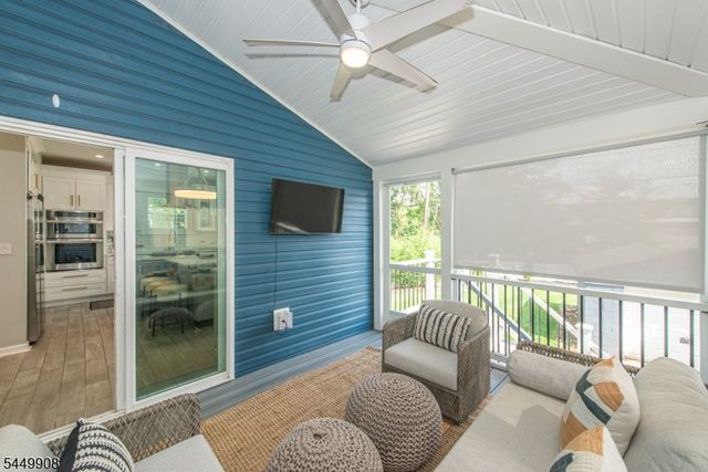25 Cloverhill Pl, Montclair Twp., NJ 07042