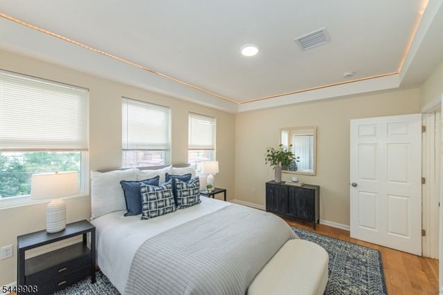 25 Cloverhill Pl, Montclair Twp., NJ 07042