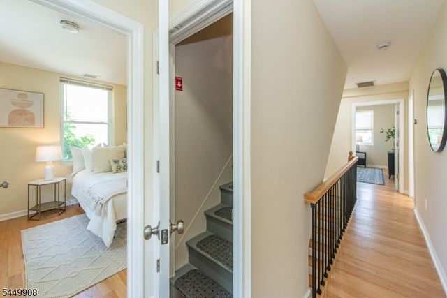 25 Cloverhill Pl, Montclair Twp., NJ 07042