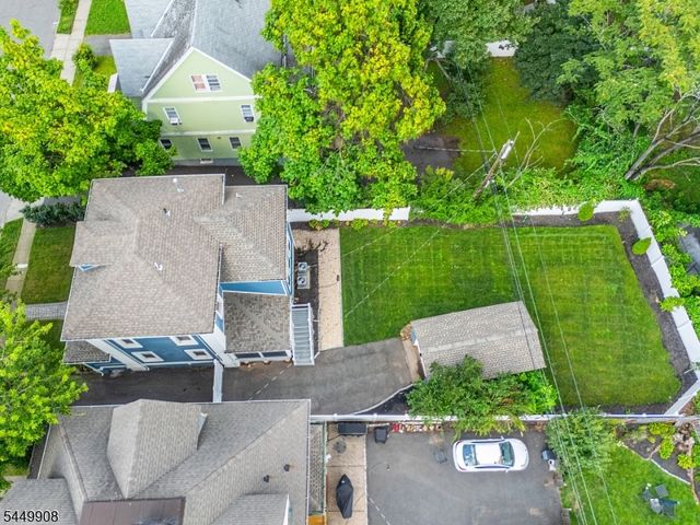 25 Cloverhill Pl, Montclair Twp., NJ 07042