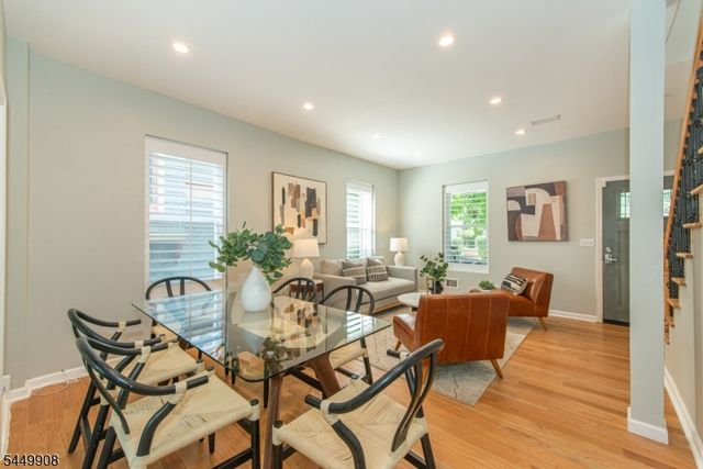 25 Cloverhill Pl, Montclair Twp., NJ 07042