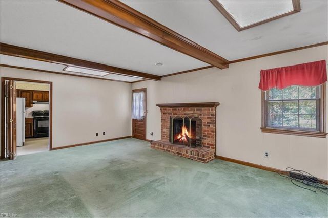 685 Lord Dunmore Drive, Virginia Beach, VA 23464