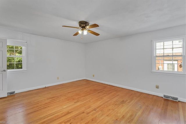685 Lord Dunmore Drive, Virginia Beach, VA 23464