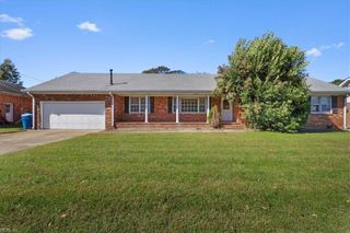 685 Lord Dunmore Drive, Virginia Beach, VA 23464
