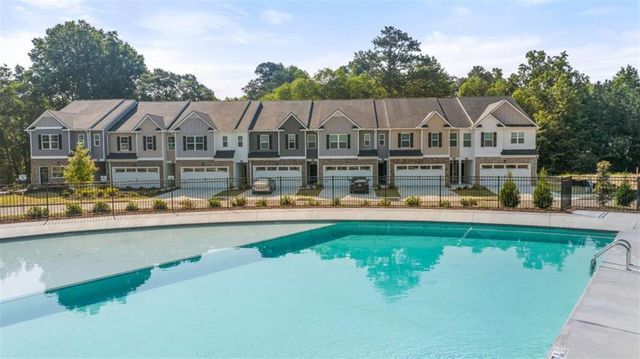 1322 Aura Lane, Lawrenceville, GA 30045