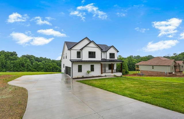 983 Palmyra Rd, Clarksville, TN 37040