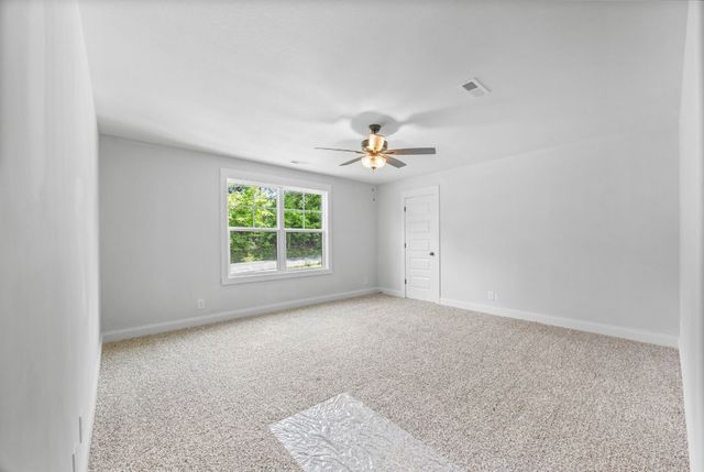983 Palmyra Rd, Clarksville, TN 37040