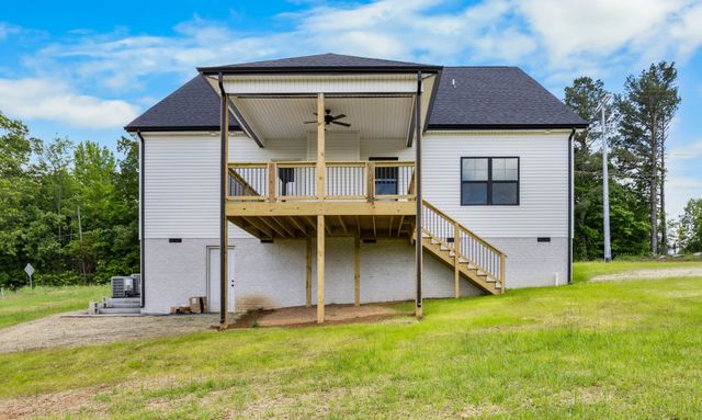 983 Palmyra Rd, Clarksville, TN 37040