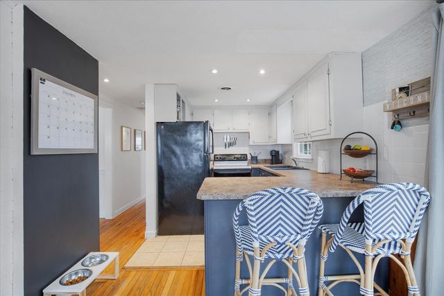 18 Holiday Lane, Dennis Port, MA 02639