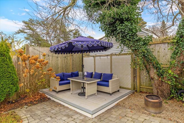 18 Holiday Lane, Dennis Port, MA 02639