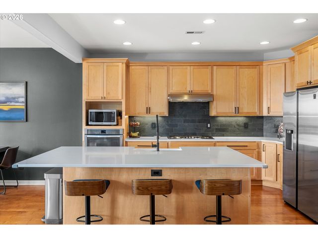 14857 S SUNTERRA Loop, Oregon City, OR 97045