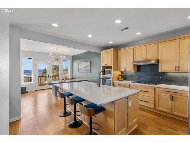 14857 S SUNTERRA Loop, Oregon City, OR 97045