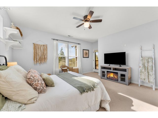 14857 S SUNTERRA Loop, Oregon City, OR 97045