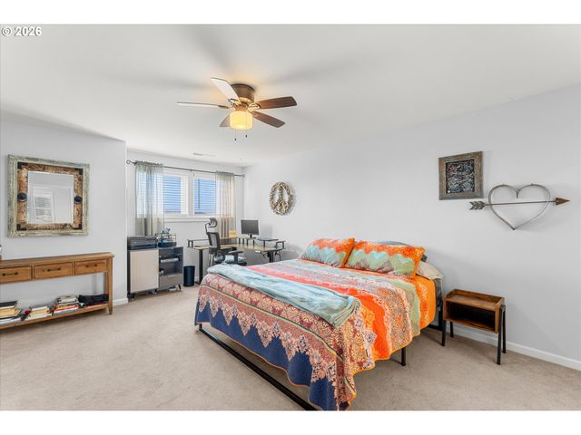 14857 S SUNTERRA Loop, Oregon City, OR 97045