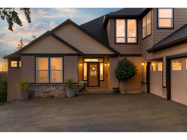 14857 S SUNTERRA Loop, Oregon City, OR 97045