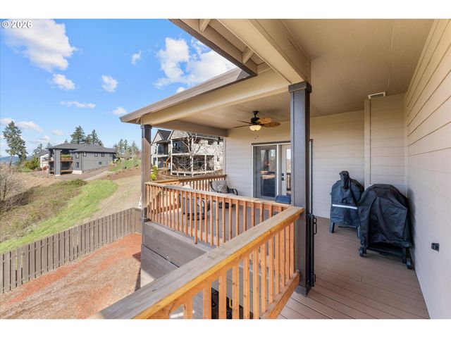 14857 S SUNTERRA Loop, Oregon City, OR 97045