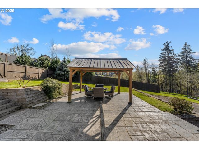 14857 S SUNTERRA Loop, Oregon City, OR 97045