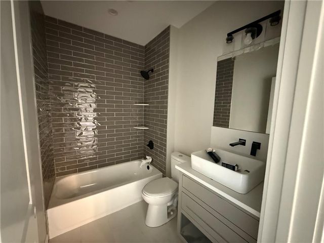 4701 SE Claude Court, Blue Springs, MO 64014