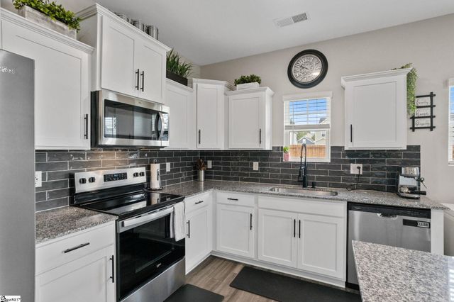 107 Brown Circle, Easley, SC 29642