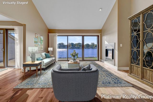 15762 Prospect Point Drive, Spring Lake, MI 49456