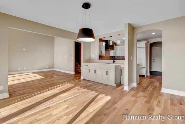 15762 Prospect Point Drive, Spring Lake, MI 49456