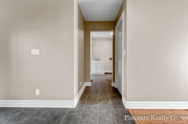 15762 Prospect Point Drive, Spring Lake, MI 49456