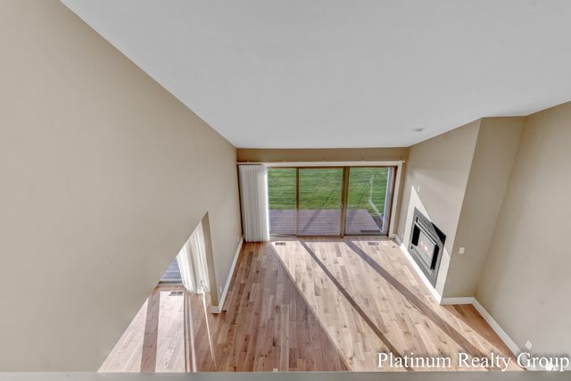 15762 Prospect Point Drive, Spring Lake, MI 49456