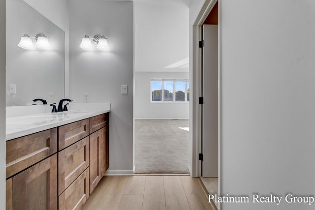 15762 Prospect Point Drive, Spring Lake, MI 49456