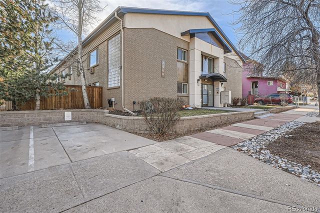 2460 W Caithness Place 104, Denver, CO 80211
