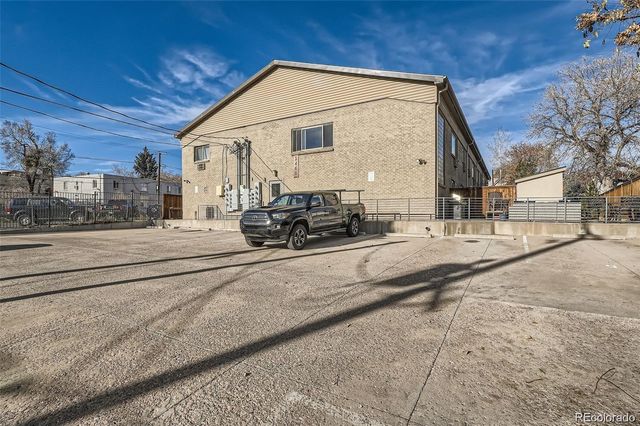 2460 W Caithness Place 104, Denver, CO 80211