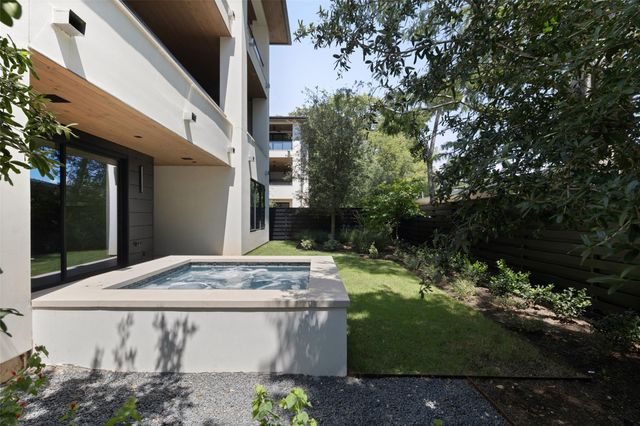 2503 Westlake DR 201, Austin, TX 78746