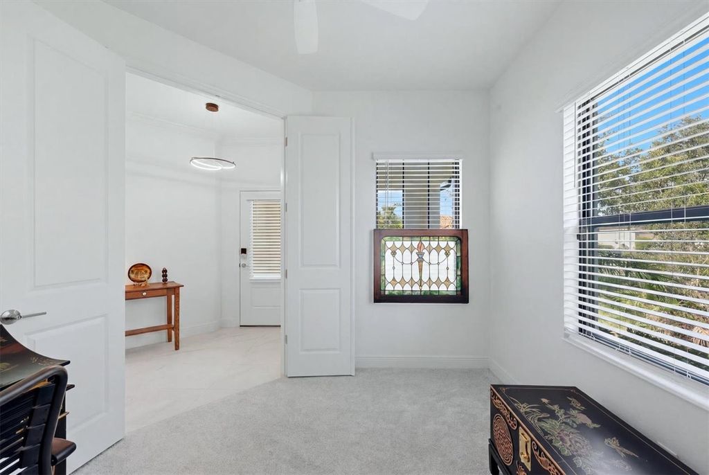 Image 13 of property listing at 12946 TRUE BLUE CIRCLE, Bradenton, FL 34211