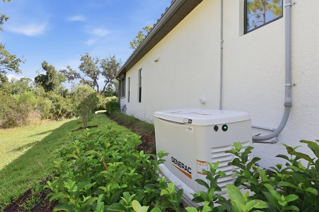 Image 3 of property listing at 12946 TRUE BLUE CIRCLE, Bradenton, FL 34211