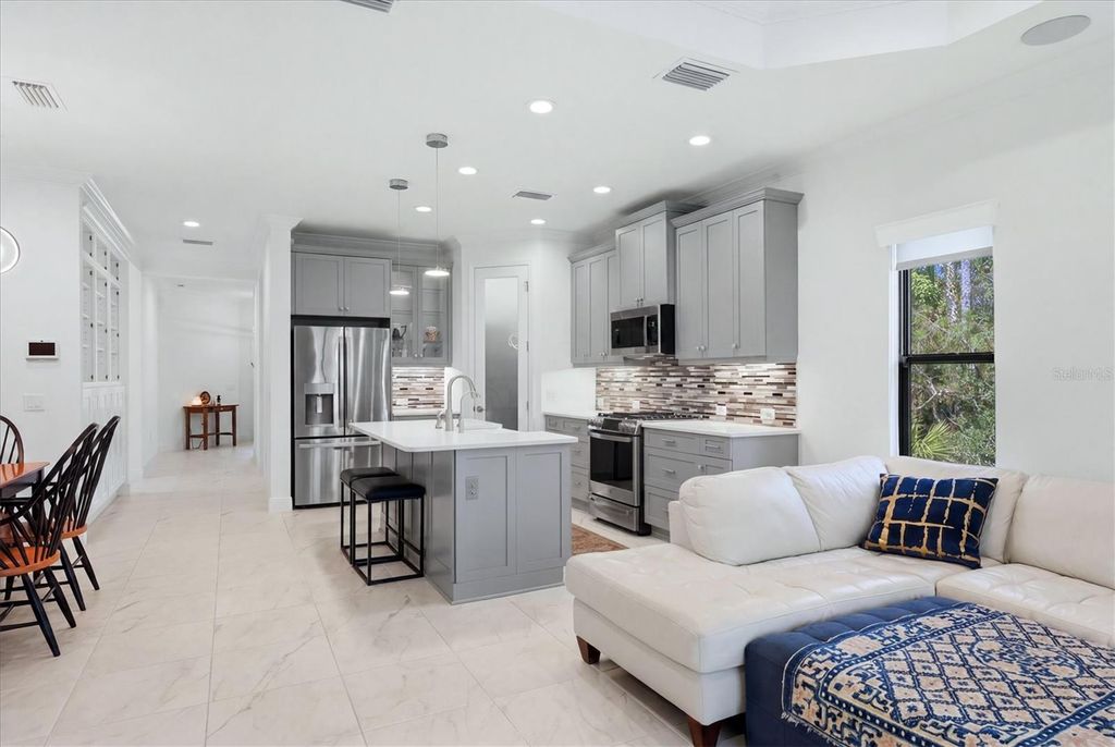 Image 25 of property listing at 12946 TRUE BLUE CIRCLE, Bradenton, FL 34211