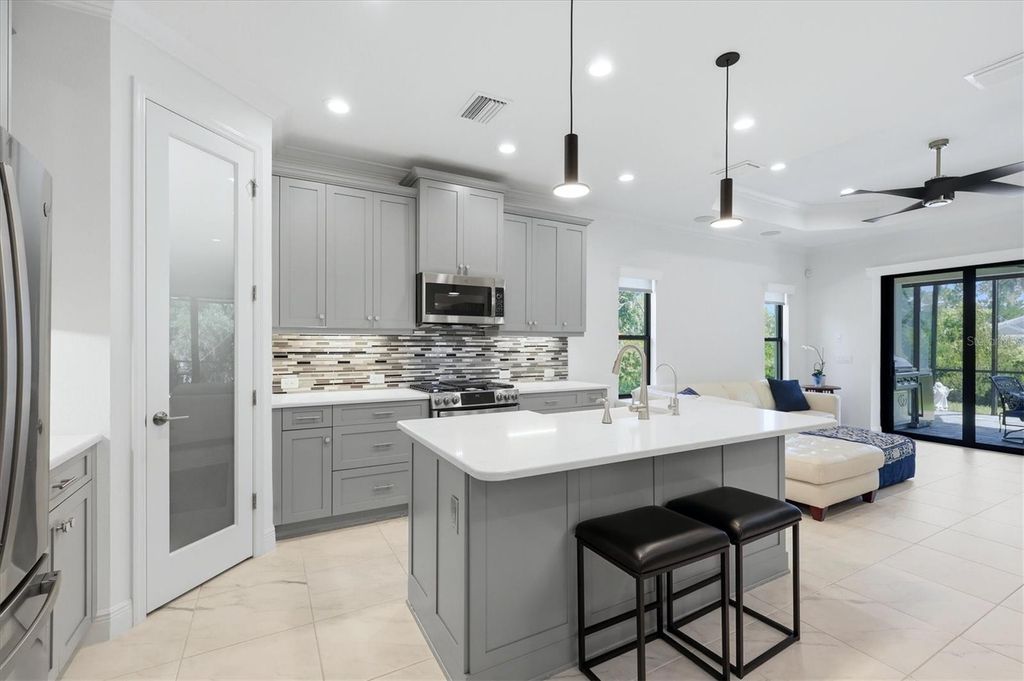 Image 30 of property listing at 12946 TRUE BLUE CIRCLE, Bradenton, FL 34211