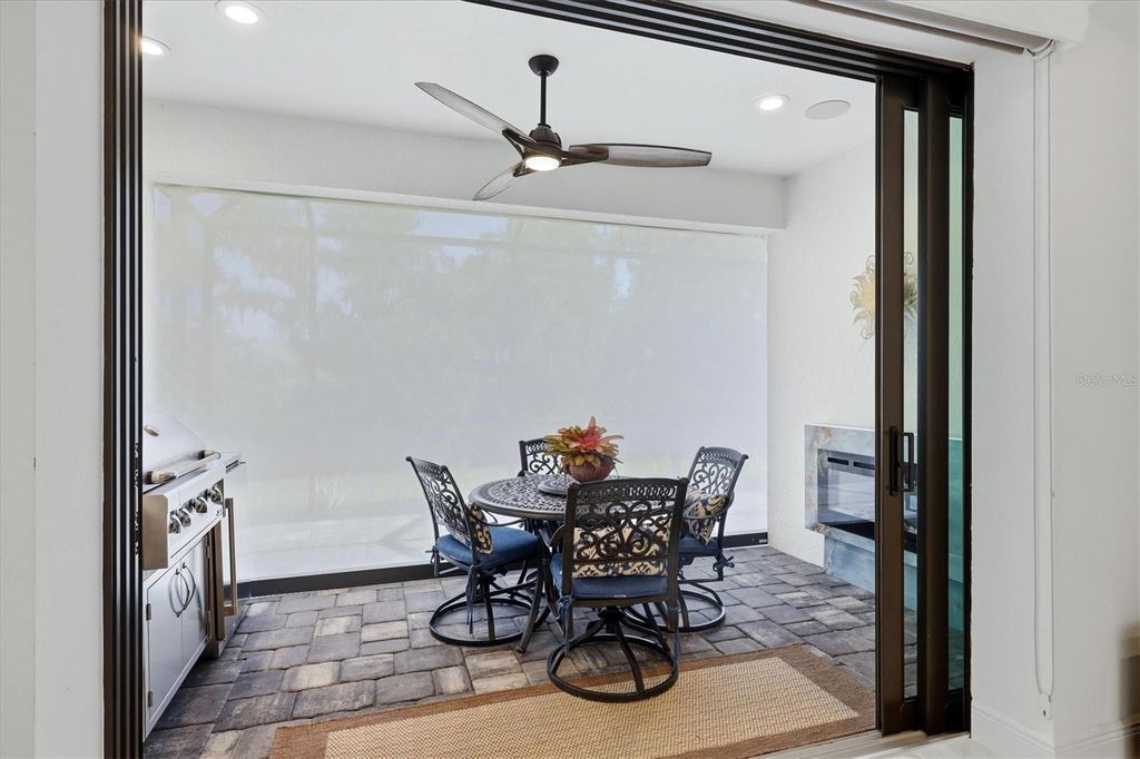 Image 51 of property listing at 12946 TRUE BLUE CIRCLE, Bradenton, FL 34211