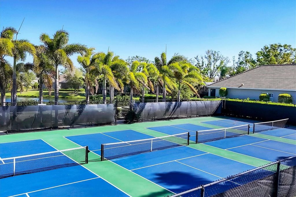 Image 79 of property listing at 12946 TRUE BLUE CIRCLE, Bradenton, FL 34211