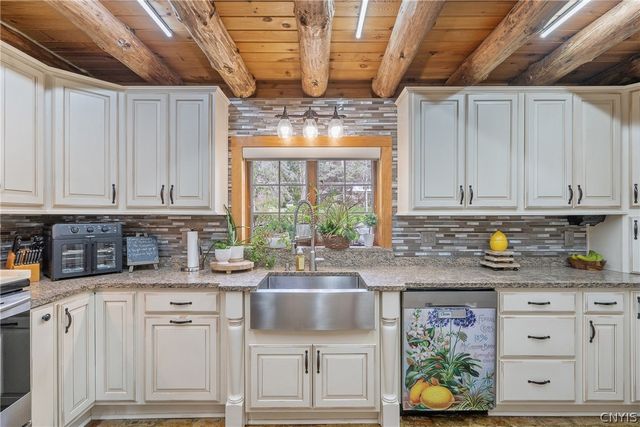 3700 Hayes Road, Lysander, NY 13027